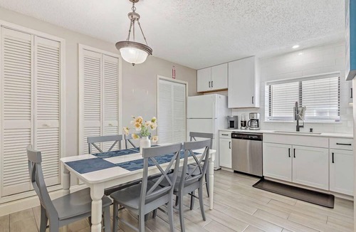 Jacksonville Beach House | Charming Beach Townhome