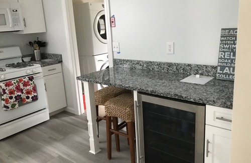Point Pleasant Beach Cottage | Charming beach cottage in Bay Head, NJ. Close to beaches, town and parks.