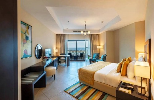 Al-Fujairah Hotel | Charming Beachfront Escape w/Balcony Overlooking the Ocean