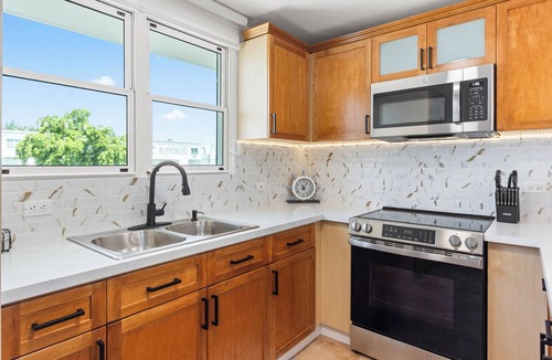 Zarzal Condo | Charming Beachfront Retreat - Wake Up to Waves - 2 BD Apt with AC at Río Grande