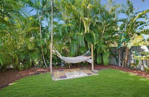 Singer Island House | Charming Beachside Bungalow with Private Courtyard Near Singer Island, West Palm Beach, Florida