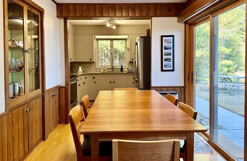 Glen Arbor House | Charming Beachwalk Cottage on Lake Michigan