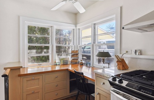 Excelsior Cottage | Charming bead-board Cottage in Historic Excelsior on Lake Minnetonka