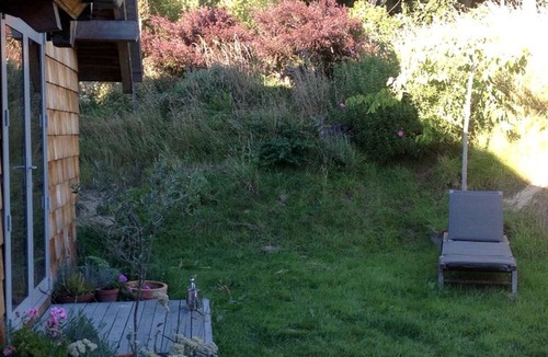 Aramoana House | Charming Bed and Breakfast Room with Ocean Views in Otago, New Zealand