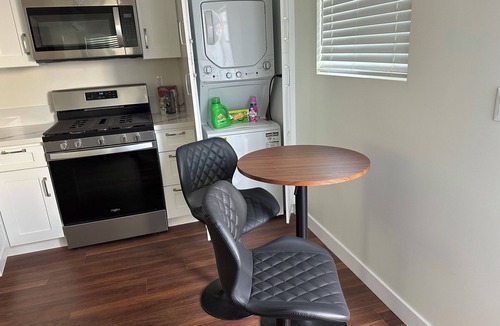 Los Angeles Bed & Breakfast | Charming bed & breakfast in beautiful Los Angeles with AC