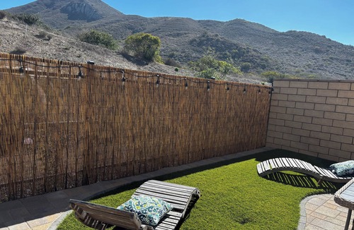 Camarillo Bed & Breakfast | Charming bed & breakfast in enjoyable Camarillo with AC, fitness room