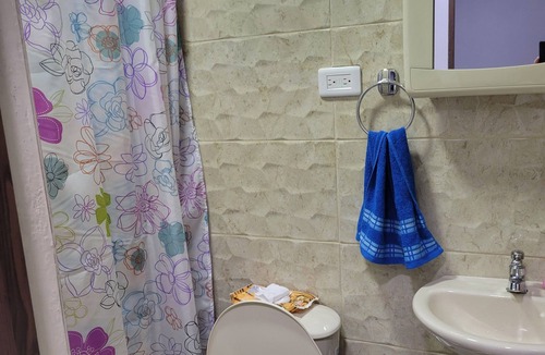 Cali Bed & Breakfast | Charming bed & breakfast in marvelous Cali with WiFi