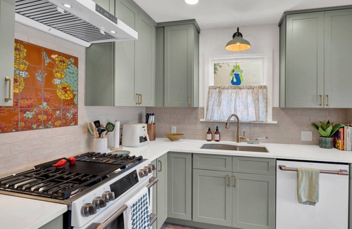 Blenman-Elm House | Charming Blenman-Elm Retreat Near U of A