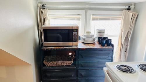 Midtown Apartment | Charming BOHO Loft Retreat with King and Queen Bed