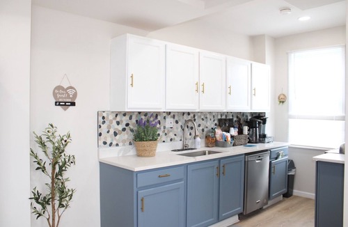 Lochearn House | Charming BohonRetreat/BBQ/Pet Friendly/n10 ppl.