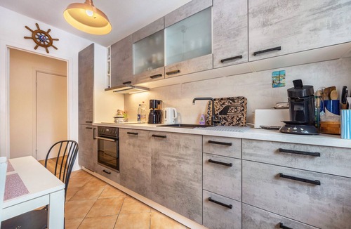 Waldheim Apartment | Charming Boutique Apartment with Balcony and Wi-Fi