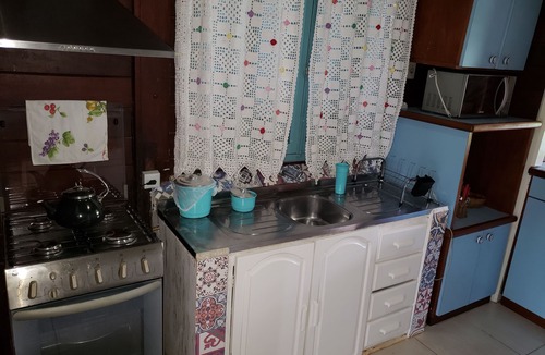 Chapada dos Guimaraes Ski Chalet | Charming chalet with lots of greenery, shade, swimming pool, barbecue and large plot of land.