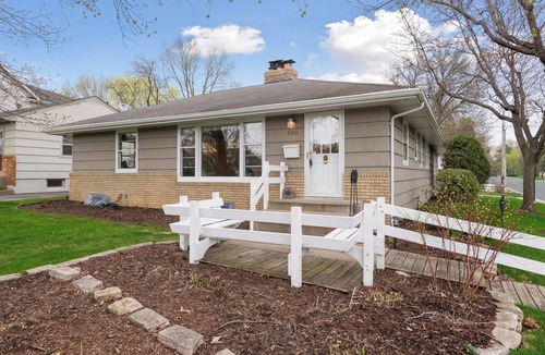Concord House | Charming, bright 4-bedroom Edina home on corner across from park, near schools