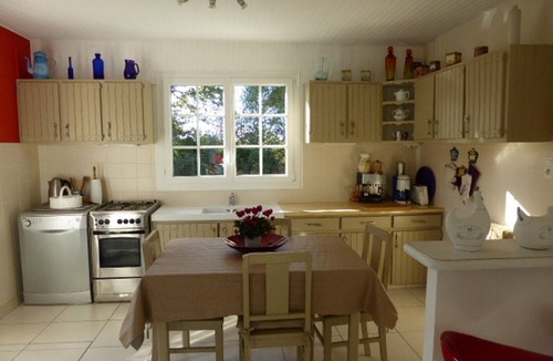 Sarzeau House | CHARMING, BRIGHT 8-PERSON HOUSE CLOSE TO THE BEACH AND SUSCINIO CASTLE