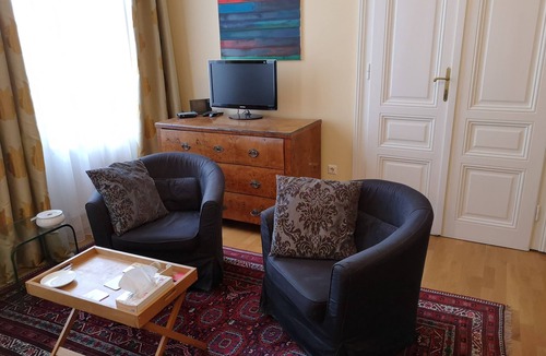 Wahring Apartment | Charming, bright apartment in a Viennese Art Nouveau building, close to the center, free WiFi