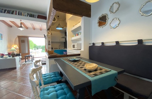 Roquetas de Mar House | Charming bungalow located on the edge of the beach