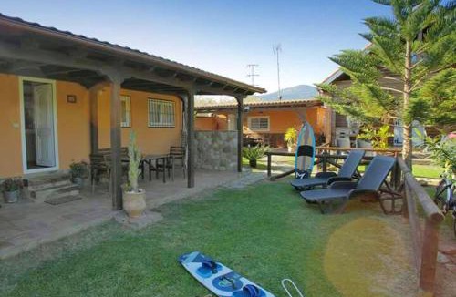 Tarifa House | Charming Bungalow in Tarifa with Mountain View