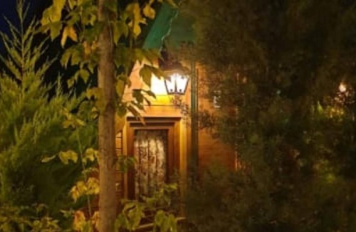 Cinarcik Apartment | Charming Bungalow in Cinarcik with Shared Garden