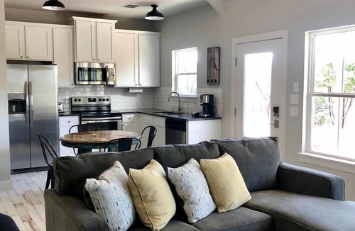 Wimberley Cabin | Charming Cabin for Glamping Vacations in Wimberley, Texas