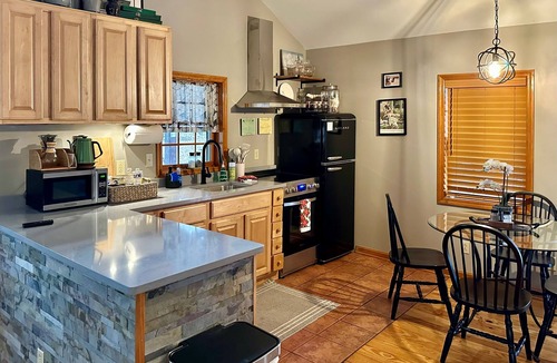 Bakerton Cabin | Charming Cabin in the Woods with River Access