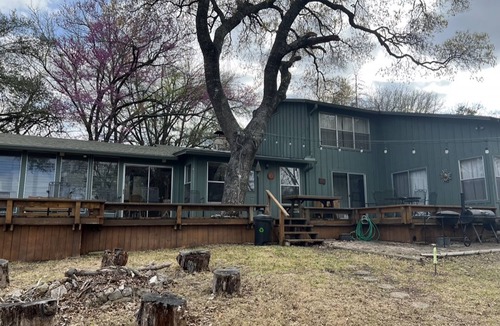 Hunt Cabin | Charming Cabin Overlooking the Guadalupe River - Just steps to the river
