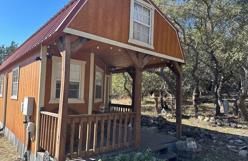 Dripping Springs Cabin | Charming cabin on 5 acre property-convenient location!