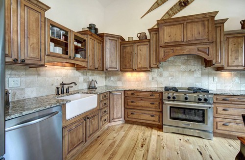 Breckenridge Cabin | Charming Cabin with Hot Tub & Stunning Views