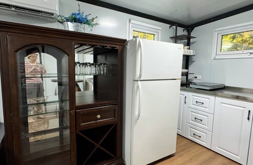 Valinda Cabin | Charming cabin with AC in La Puente
