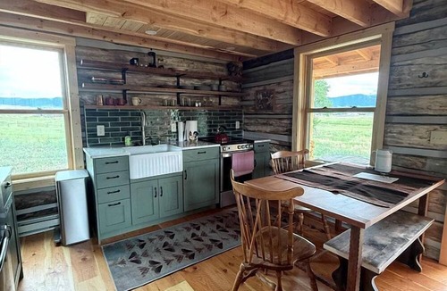 Ennis Cabin | Charming Cabin with Pond and Mountain Views near Downtown Ennis, Montana