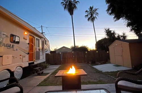 La Mesa House | Charming Camper in Prime La Mesa Location – WiFi & inside parking Included