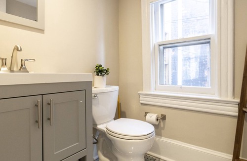 Stanton Park House | Charming Capitol Hill, US Senate-4 blks, Union Station-2 blks