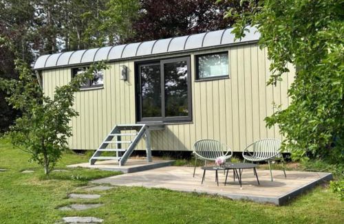 Frandeux House | Charming caravan designed for two people