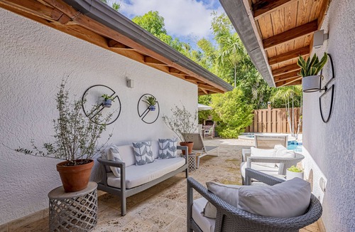 Casa de Campo Villa | Charming Casa de Campo Villa, 2 min from beach!