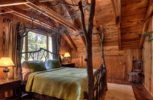 McKinney Estates House | Charming Cascade Chalet | Hot tub