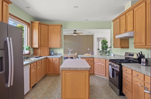 Saugerties House | Charming Catskills Mountain Retreat w/Hot Tub