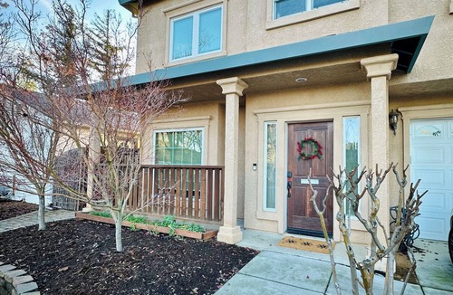 Central Davis House | Charming & Central 2200 sq. feet house in Davis walking distance to everywhere