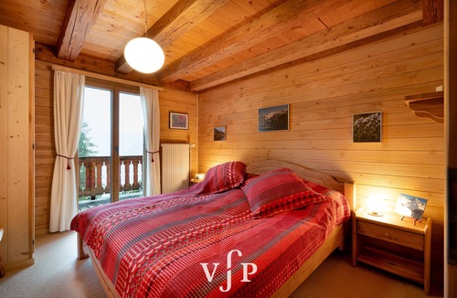 Verbier Ski Chalet | Charming chalet located in Patier, with a south facing terrace offering wonderful views.*Ups