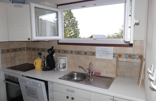 Arette Ski Chalet | Charming chalet sleeps 10, at the foot of the pistes (Pierre St Martin)