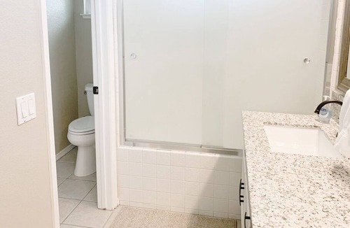 Willow Creek Estates South House | Charming, Clean, Quiet, and Comfortable