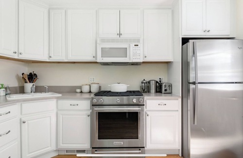 Clearwater Beach House | Charming Clearwater Summer Getaway