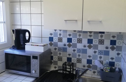 Saint-Lon-les-Mines Bed & Breakfast | Charming cottage for 10 people with garden, swimming pool and jacuzzi