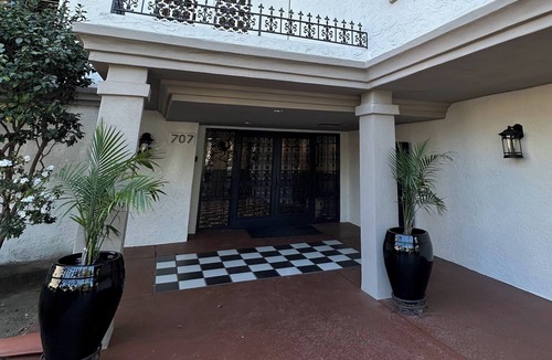Coronado Condo | CHARMING COASTAL CONDO IN THE HEART OF THE VILLAGE - WALK EVERYWHERE!