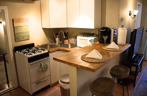 Circle Area Cottage | Charming coastal cottage in peaceful Long Beach with WiFi, AC