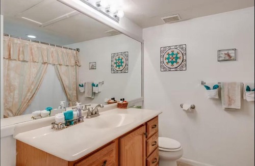 Ocean Side Village Apartment | Charming Coastal Escape - BC52