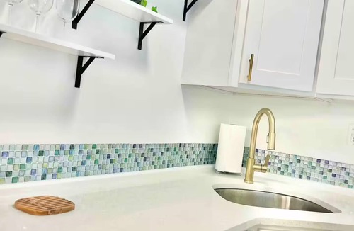 Queens Apartment | Charming Coastal Retreat 1BR