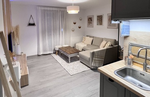 Pontault-Combault Apartment | Charming Cocooning Apartment