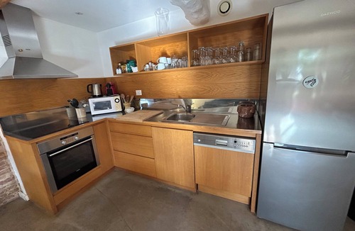 Perpignan House | Charming comfortable cottage for 8 people near the beaches and the center city.
