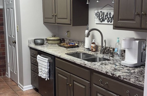 Grenada Condo | Charming condo 3-bedroom 2 bath, 2 living rooms! Stocked kitchen, laundry room
