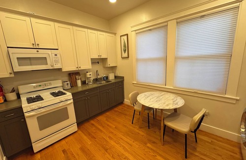 Glen Park Condo | Charming condo with WiFi in San Francisco