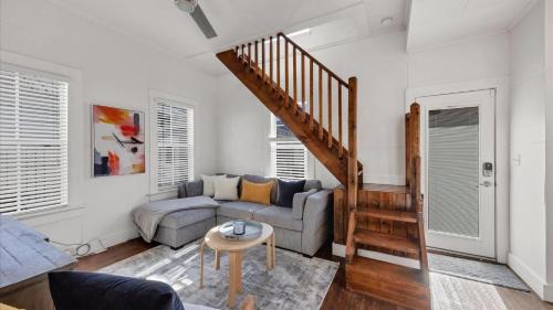 Punta Gorda Villa | Charming Condo with City Views 5857